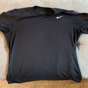 Men’s Nike dri fit tee